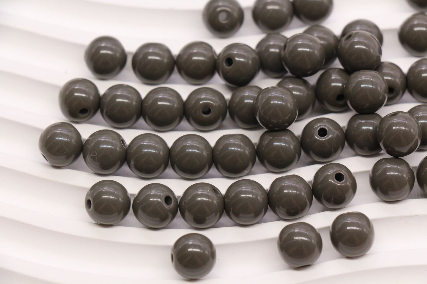 10mm Taupe Gray Acrylic Gumball Beads #3957