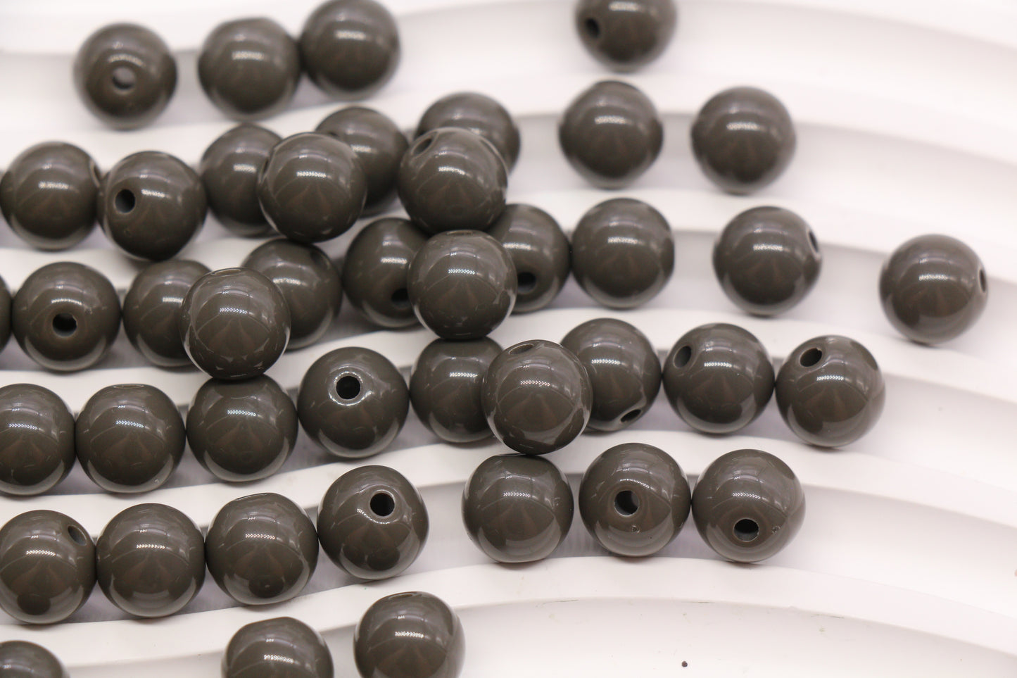 10mm Taupe Gray Acrylic Gumball Beads #3957