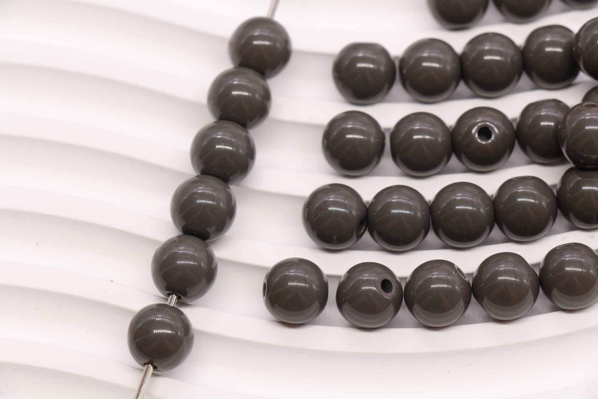 10mm Taupe Gray Acrylic Gumball Beads #3957