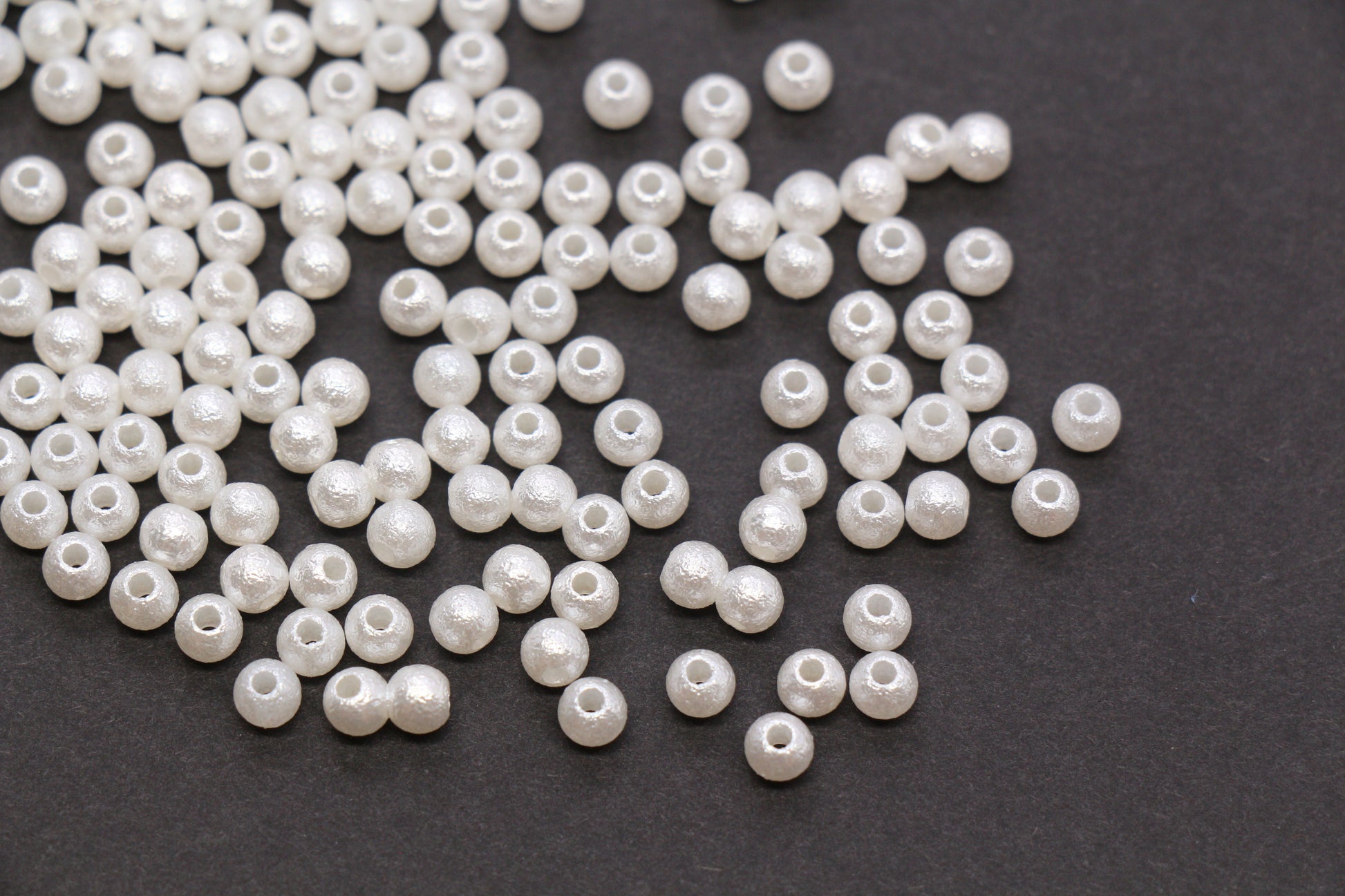 4mm Wrinkle Pearlized Acrylic Beads #3982