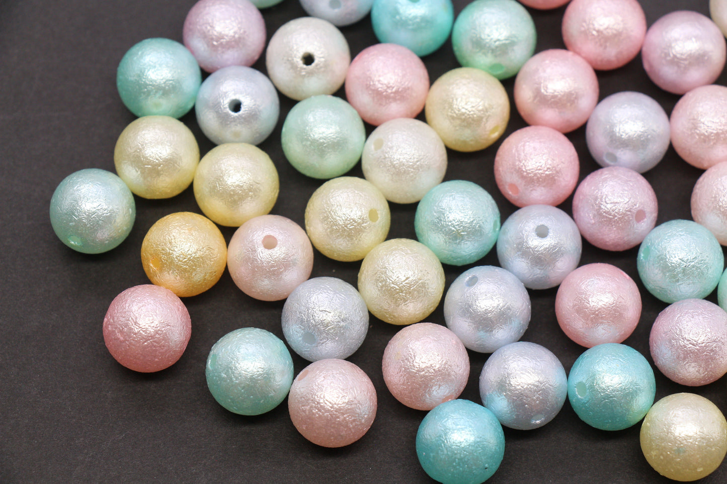 14mm Pearlized Acrylic Wrinkle Beads Mix #3973