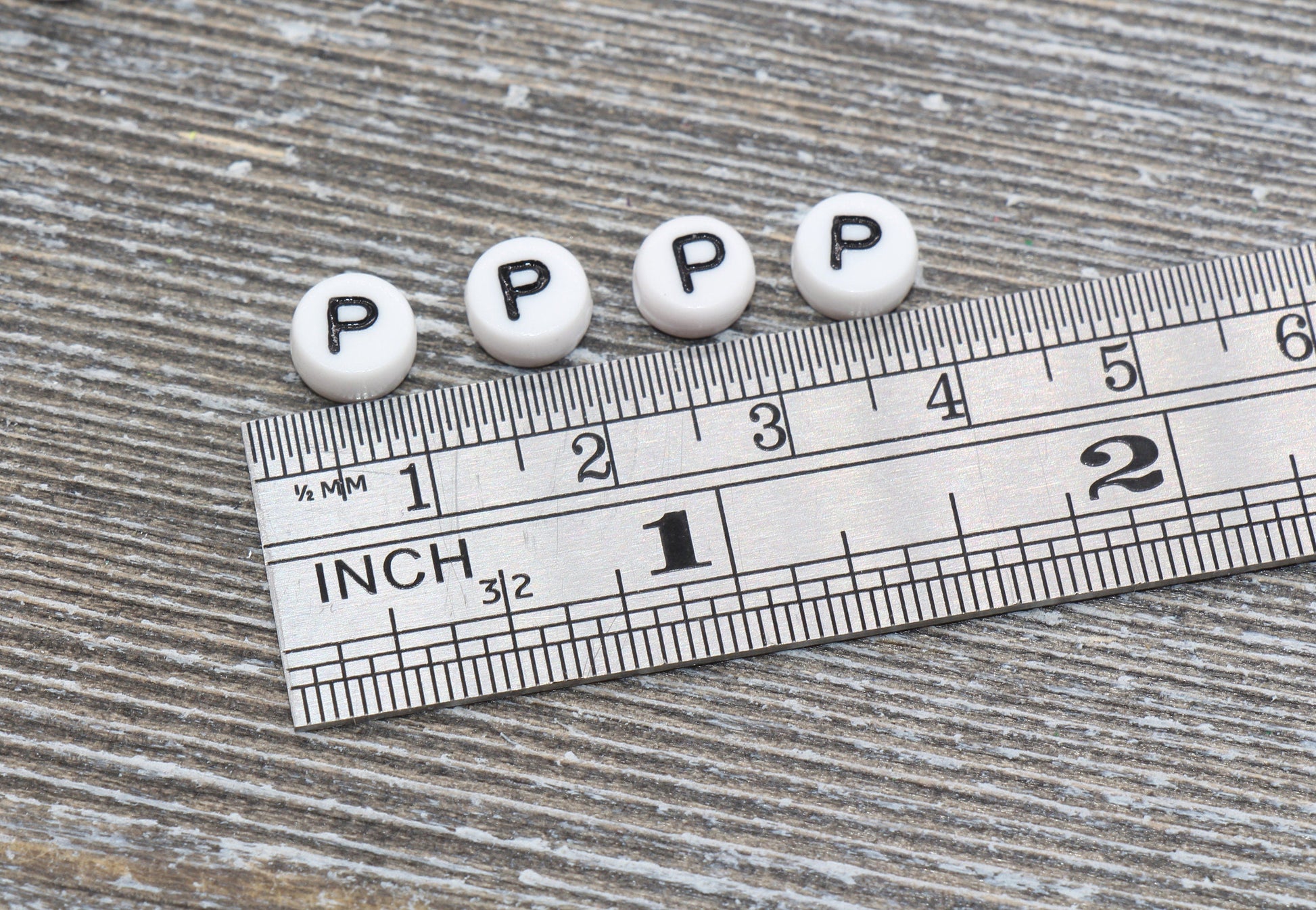 Letter P Alphabet Beads, White Alphabet Letter Beads, Acrylic White and Black Letters Beads, Round Acrylic Beads, Name Beads, Size 7mm