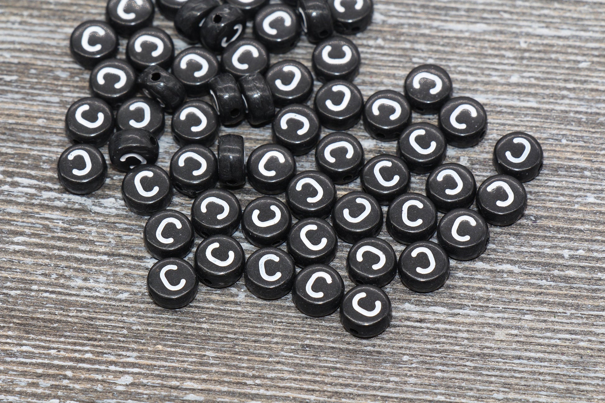 7mm Black A-Z Acrylic Letter Beads