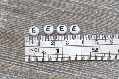 Letter E Alphabet Beads, White Alphabet Letter Beads, Acrylic White and Black Letters Beads, Round Acrylic Beads, Name Beads, Size 7mm