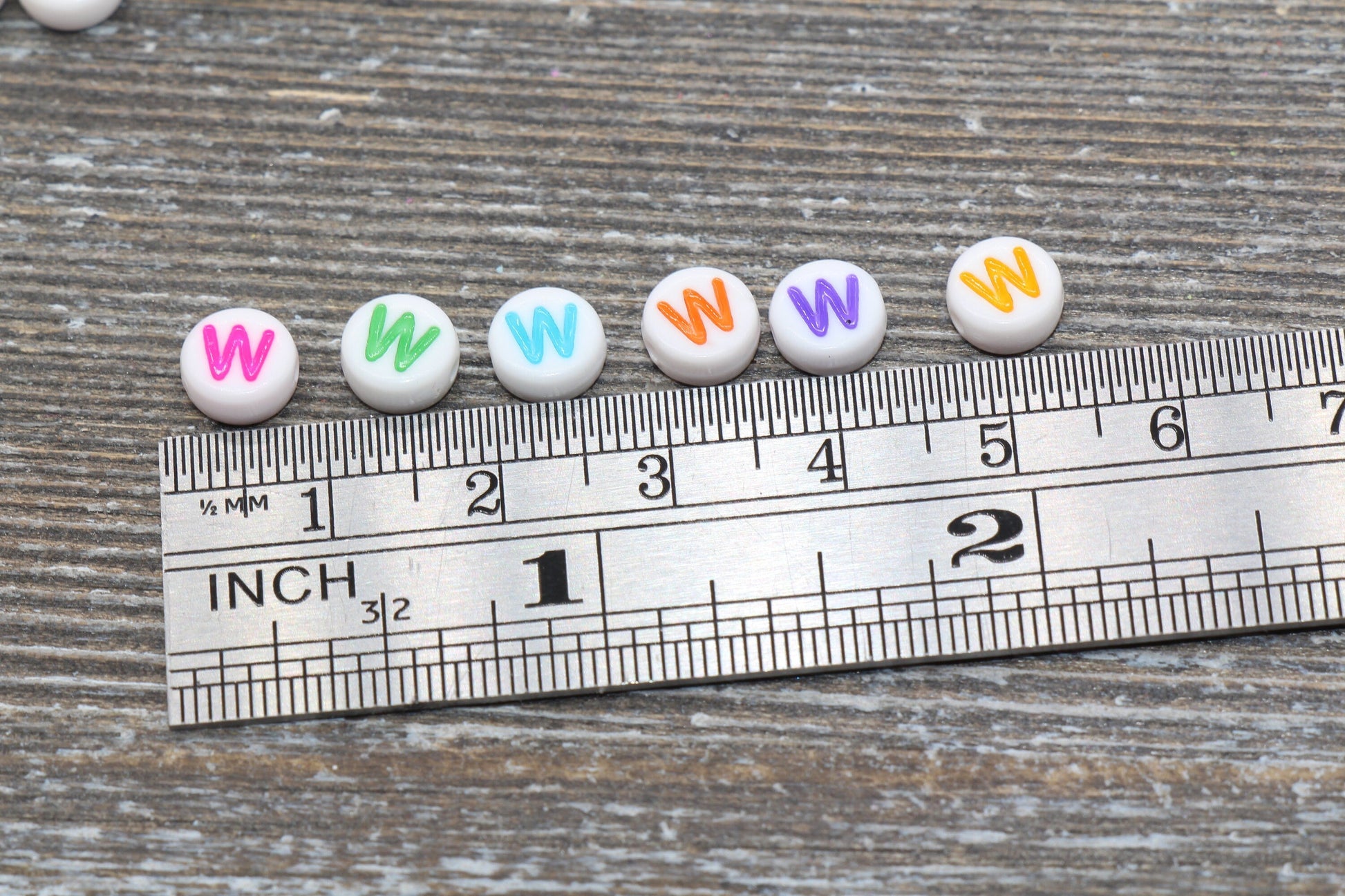 Letter W Alphabet Beads, Multicolored White Alphabet Letter Beads, Acrylic White Letters Beads, Round Acrylic Beads, Name Beads, Size 7mm