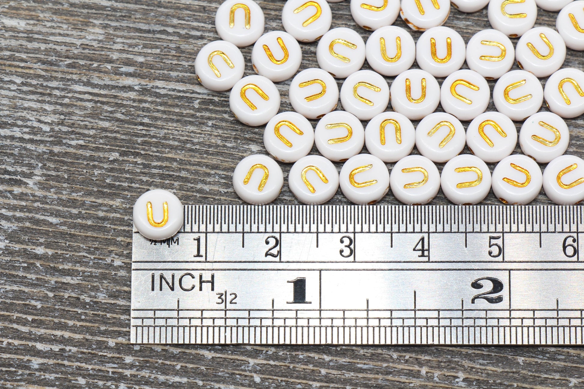 Letter U Alphabet Beads, White and Gold Alphabet Letter Beads, Acrylic Gold Letters Beads, Round Acrylic Beads, Name Initial Beads, Size 7mm