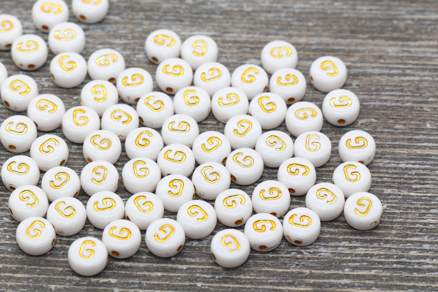 Letter G Alphabet Beads, White and Gold Alphabet Letter Beads, Acrylic Gold Letters Beads, Round Acrylic Beads, Name Initial Beads, Size 7mm