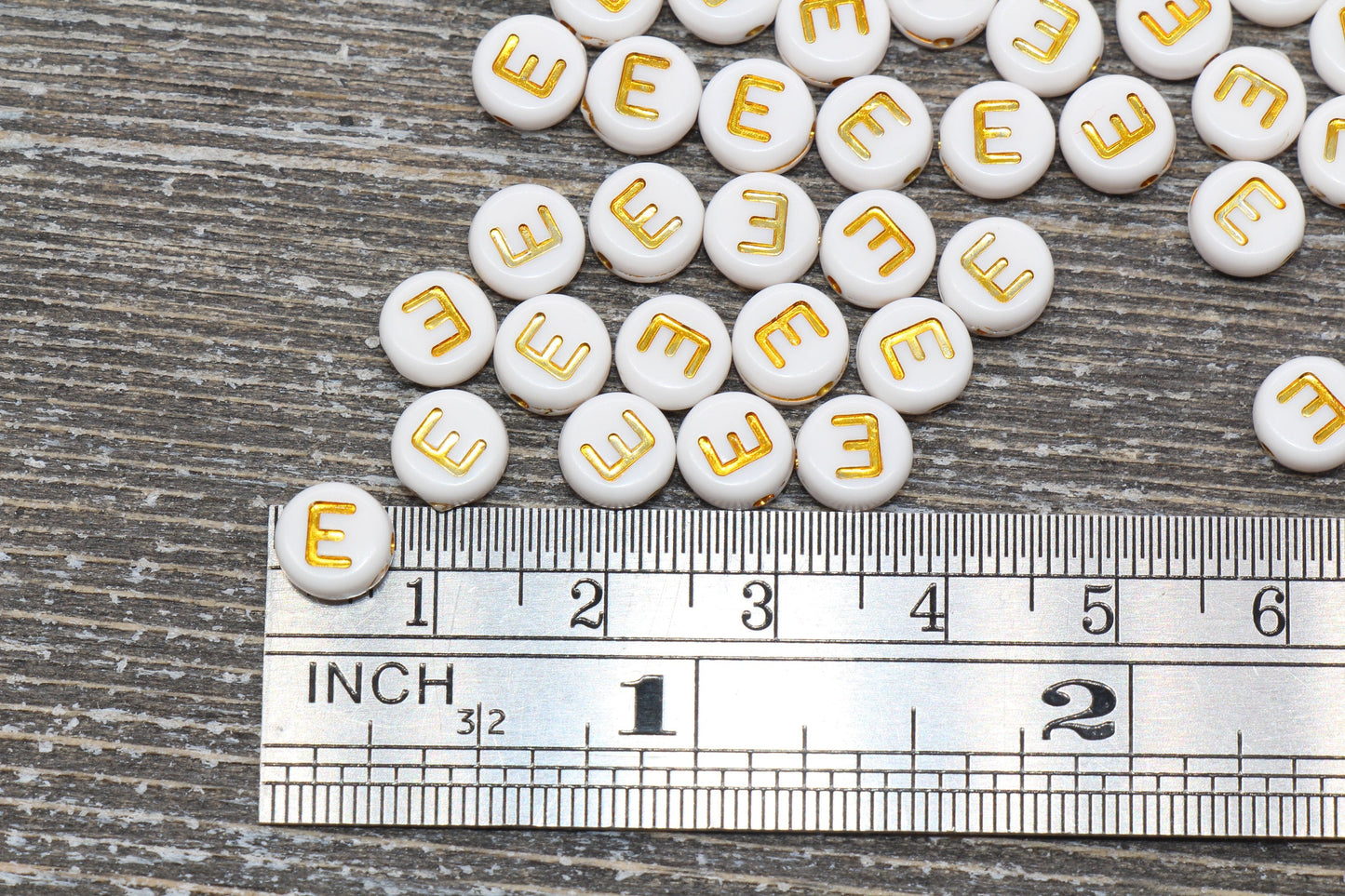 Letter E Alphabet Beads, White and Gold Alphabet Letter Beads, Acrylic Gold Letters Beads, Round Acrylic Beads, Name Initial Beads, Size 7mm