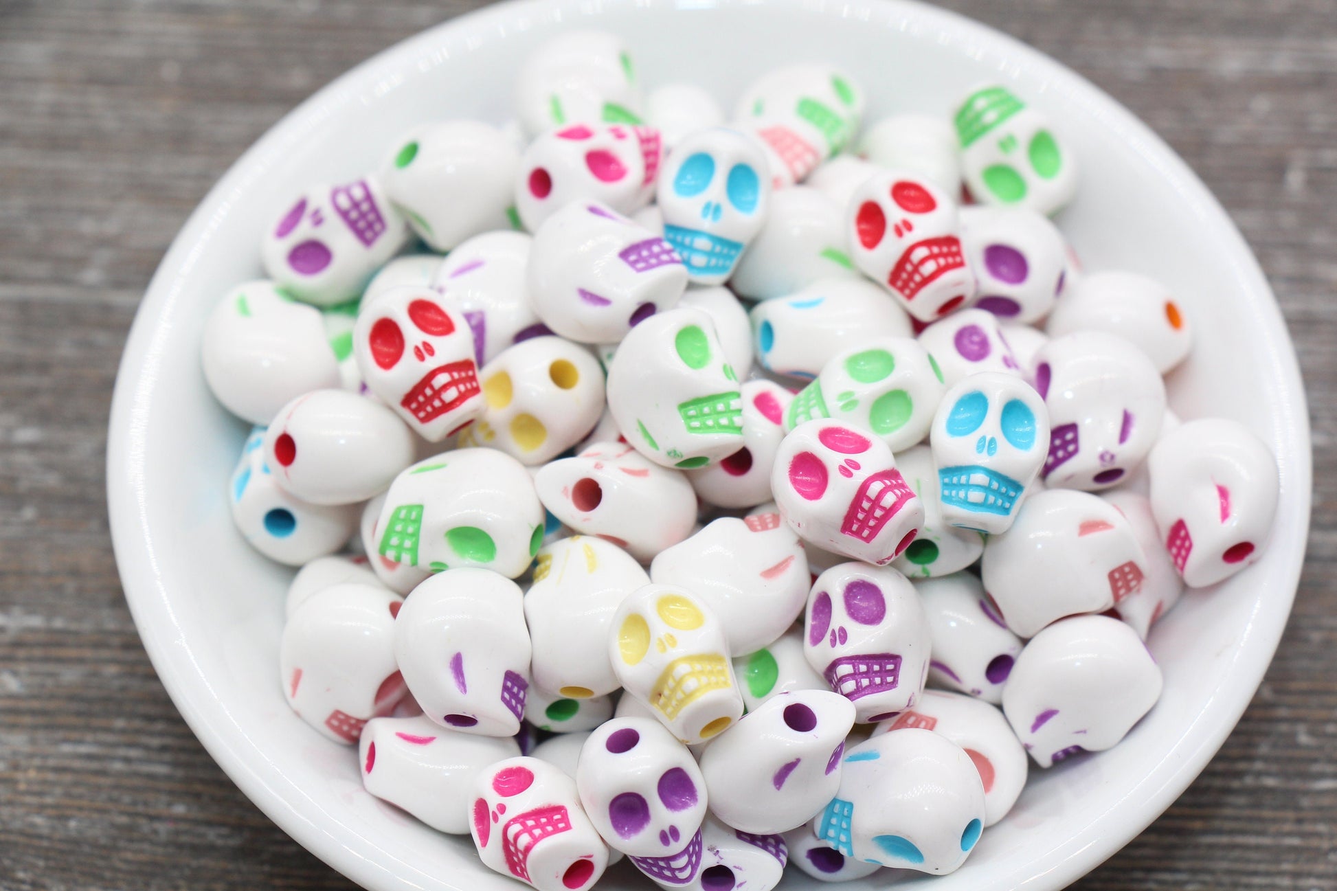 Skull Acrylic Beads, Multicolored Skull Head Acrylic Beads, Plastic Skull Beads, Halloween Skull Beads, 12x9mm #772