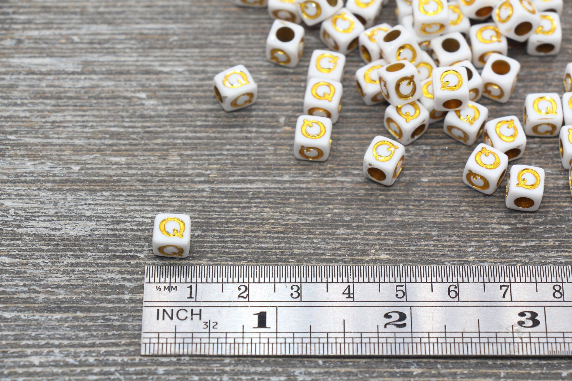 Letter Q Letter Beads, Cube White Beads with Gold Lettering, Individual Letter Beads, Acrylic Square Name Beads, Size 7mm
