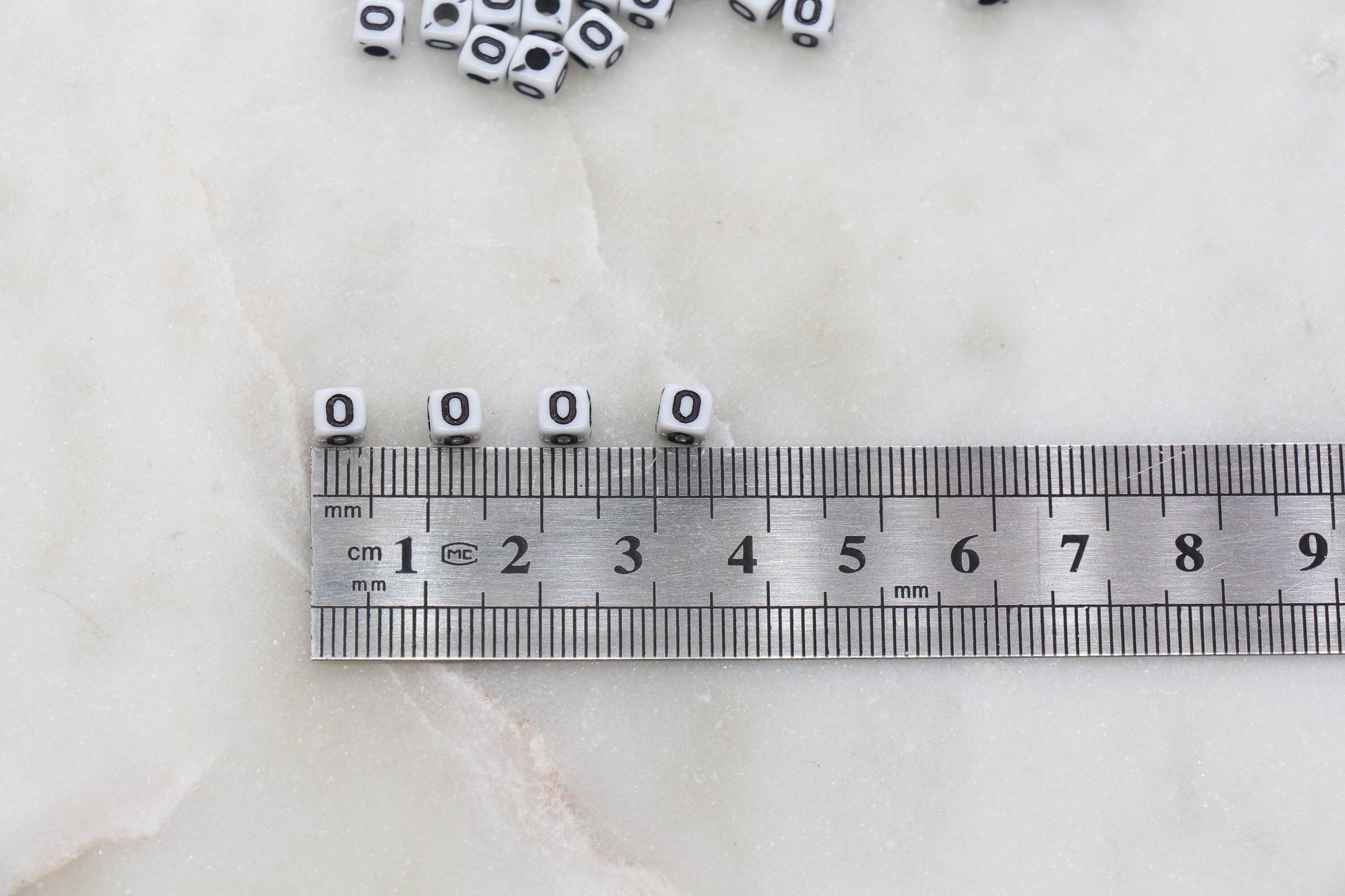 Letter O Cube Beads, White and Black Cube Alphabet Letter Beads, Black Acrylic Letter Beads, Acrylic Square Name Beads, Size 5mm