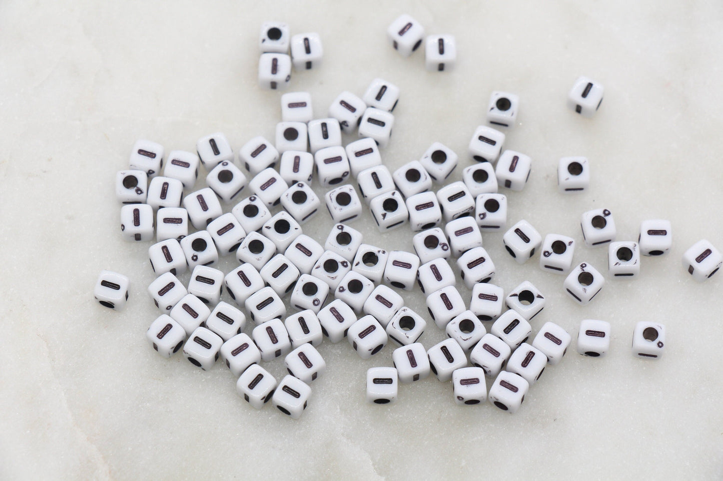 Letter I Cube Beads, White and Black Cube Alphabet Letter Beads, Black Acrylic Letter Beads, Acrylic Square Name Beads, Size 5mm