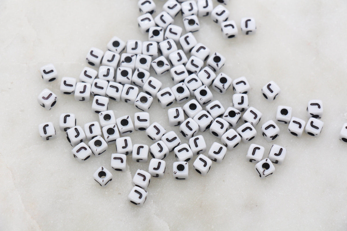 5mm White A-Z Acrylic Cube Letter Beads