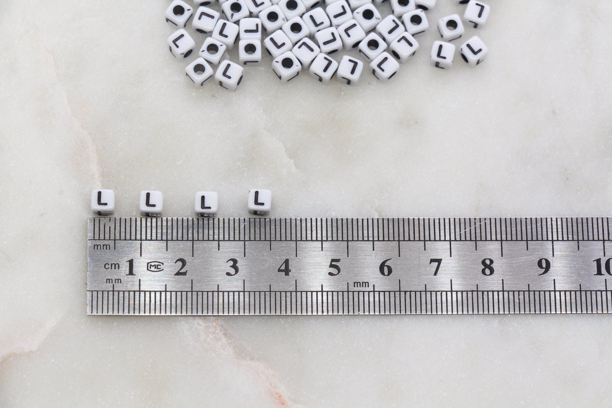 Letter L Cube Beads, White and Black Cube Alphabet Letter Beads, Black Acrylic Letter Beads, Acrylic Square Name Beads, Size 5mm