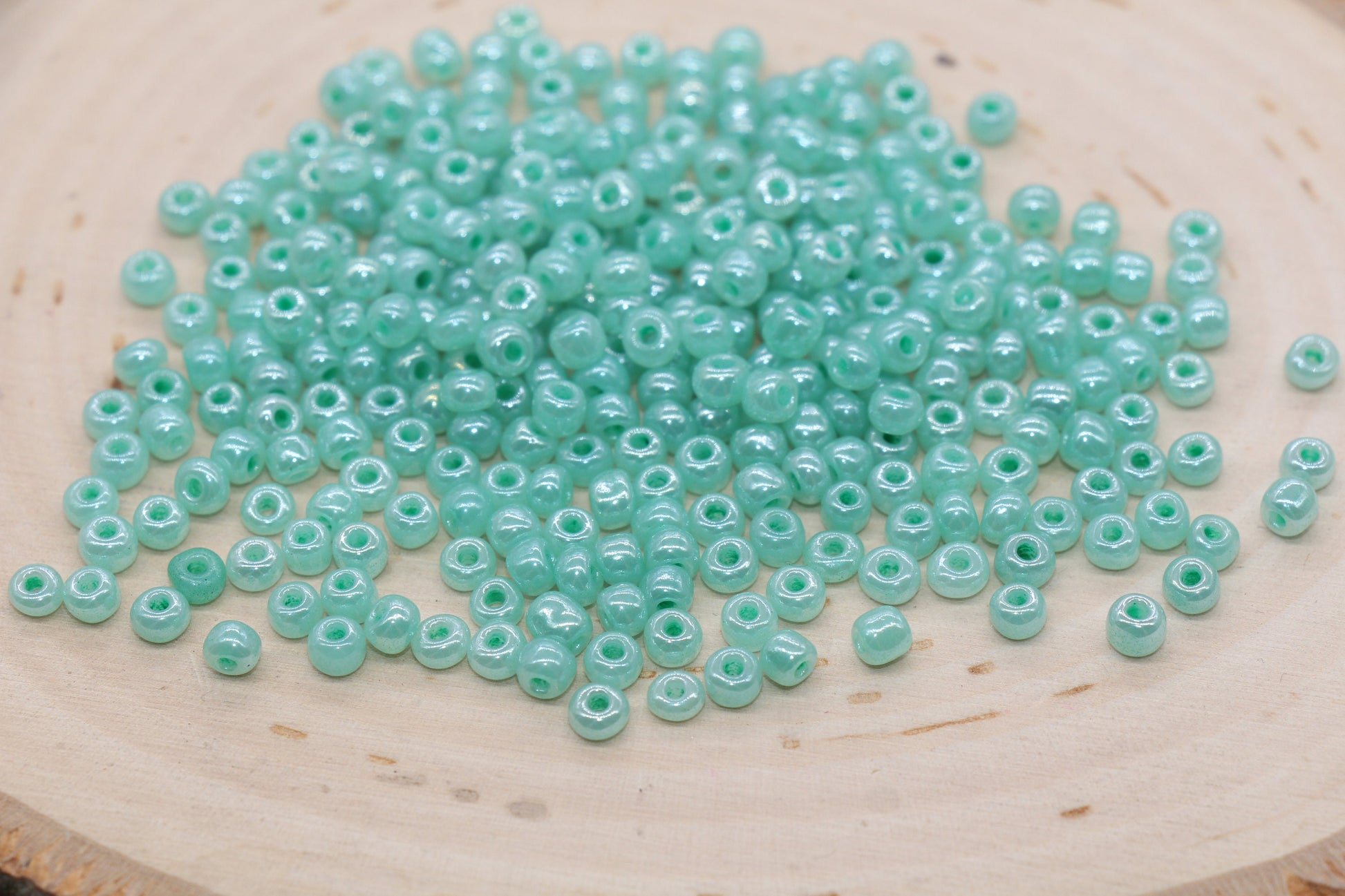 Creamy Glass Seed Beads, 4mm 6/0 Glass Round Seed Beads, Creamy Green Seed Beads, Glossy Rocailles Beads, Beading Supplies #2067