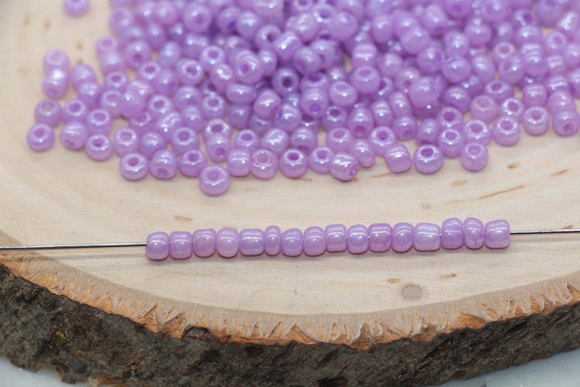 Creamy Glass Seed Beads, 4mm 6/0 Glass Round Seed Beads, Creamy Lavender Purple Seed Beads, Glossy Rocailles Beads, Beading Supplies #2074