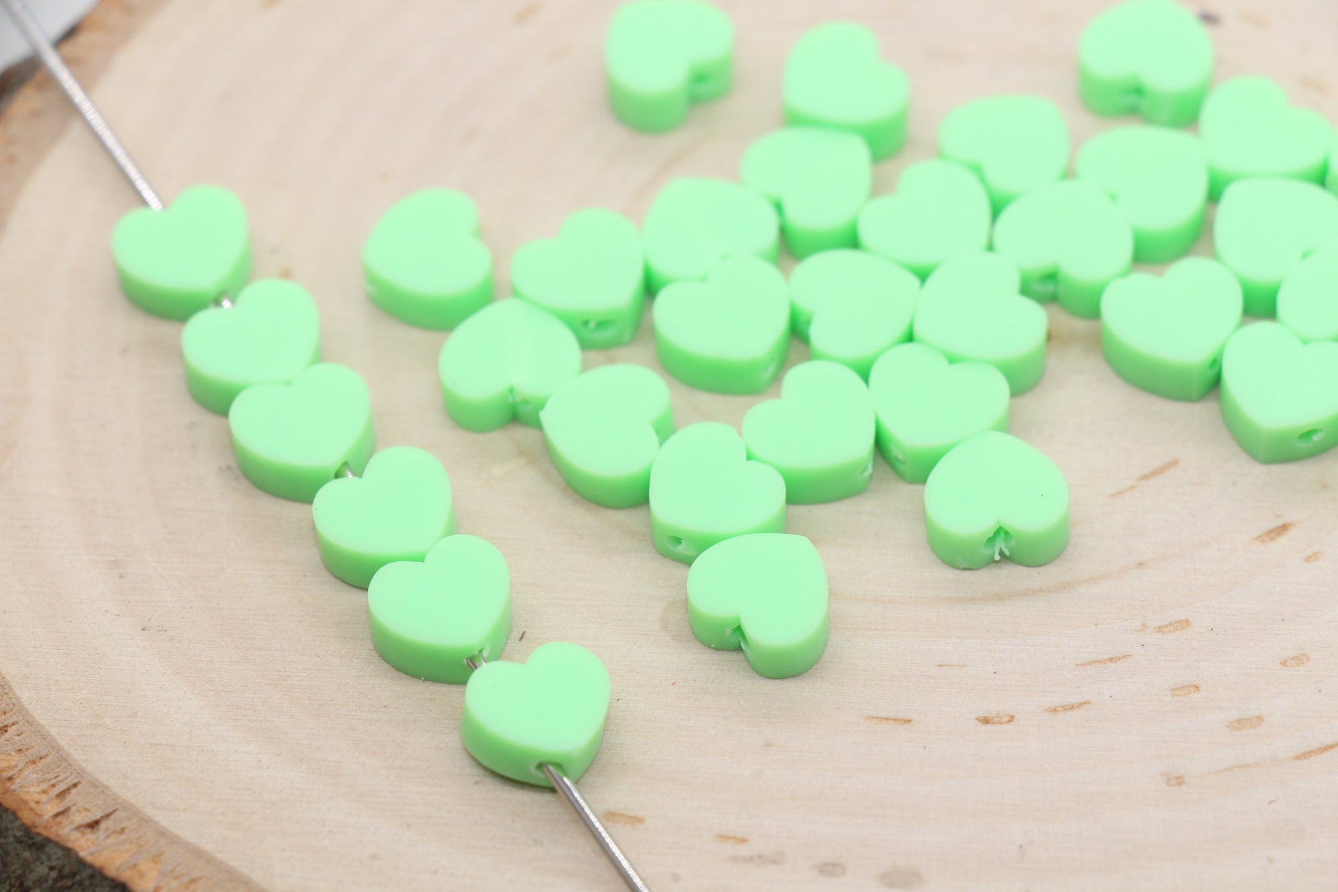 Green Heart Polymer Clay Beads, Valentines Day Heart Shape Clay Round Beads, Loose Beads, Jewelry Beads, Beads for Bracelet #493