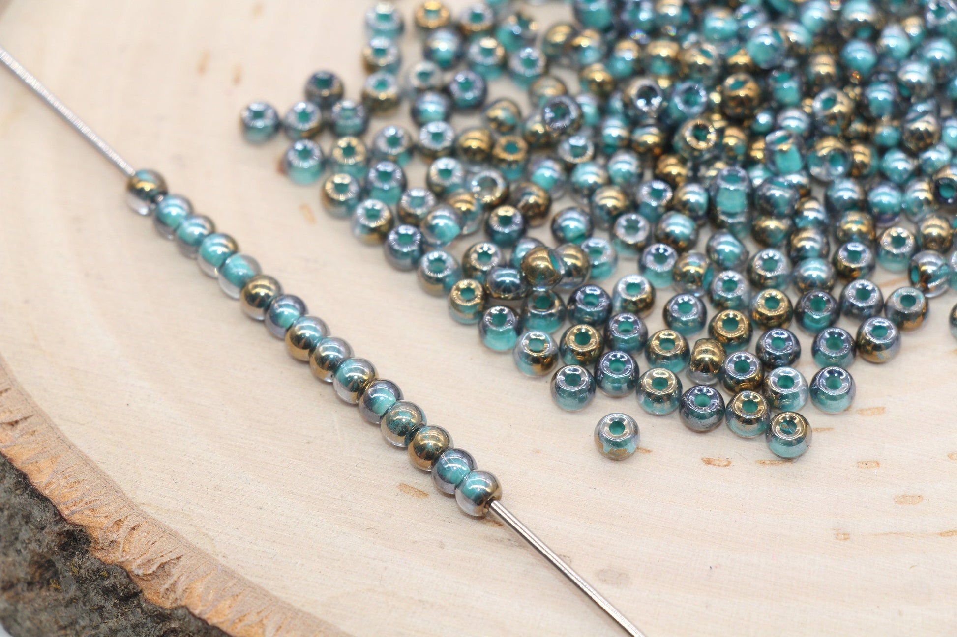 Gold with Blue Lining Ombre Glass Beads, 4mm Glass Round Seed Beads, Shiny Seed Beads, Beading Supplies, Beads for Bracelet #3194