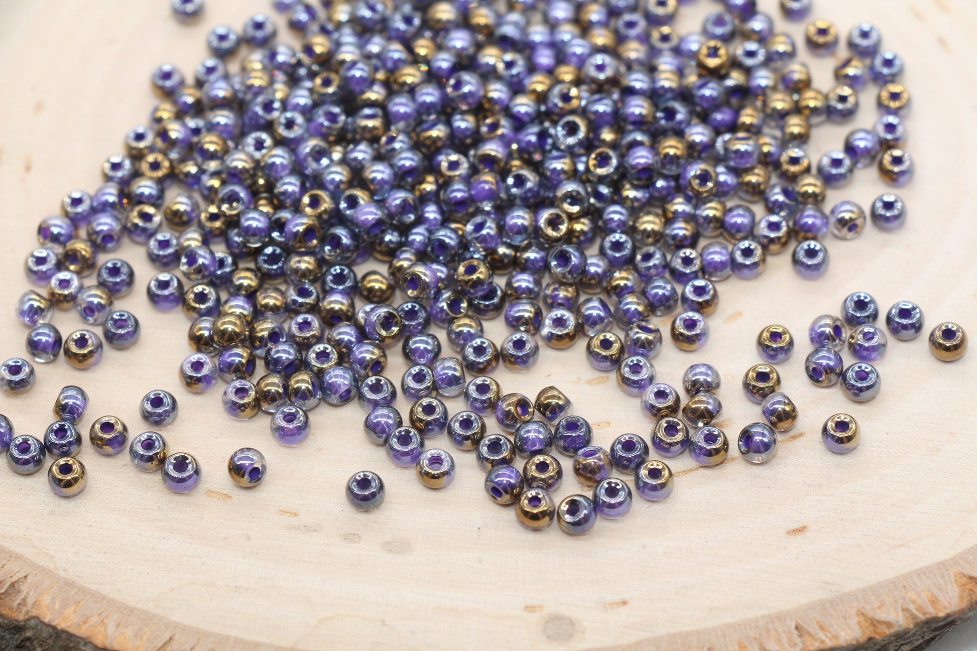 Gold with Purple Lining Ombre Glass Beads, 4mm Glass Round Seed Beads, Shiny Seed Beads, Beading Supplies, Beads for Bracelet #3197