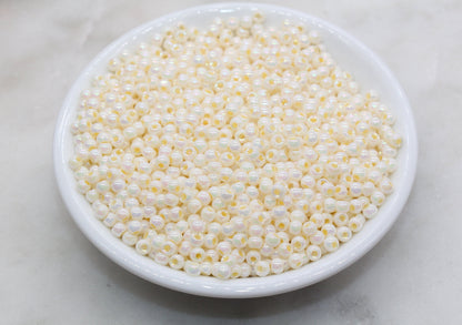 Iridescent Glass Seed Beads, 4mm Shiny Round Glass Seed Beads, Creamy Yellow AB Opaque Seed Beads, Rocailles Beads, Beading Supplies #3226