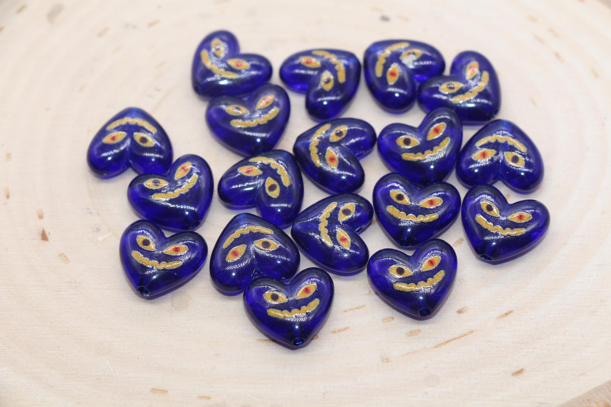 Devil Smiley Face Heart Beads, Blue Heart Beads, Heart Chunky Acrylic Beads, Happy Face Beads, Jewelry Making Beads #3291 #3292