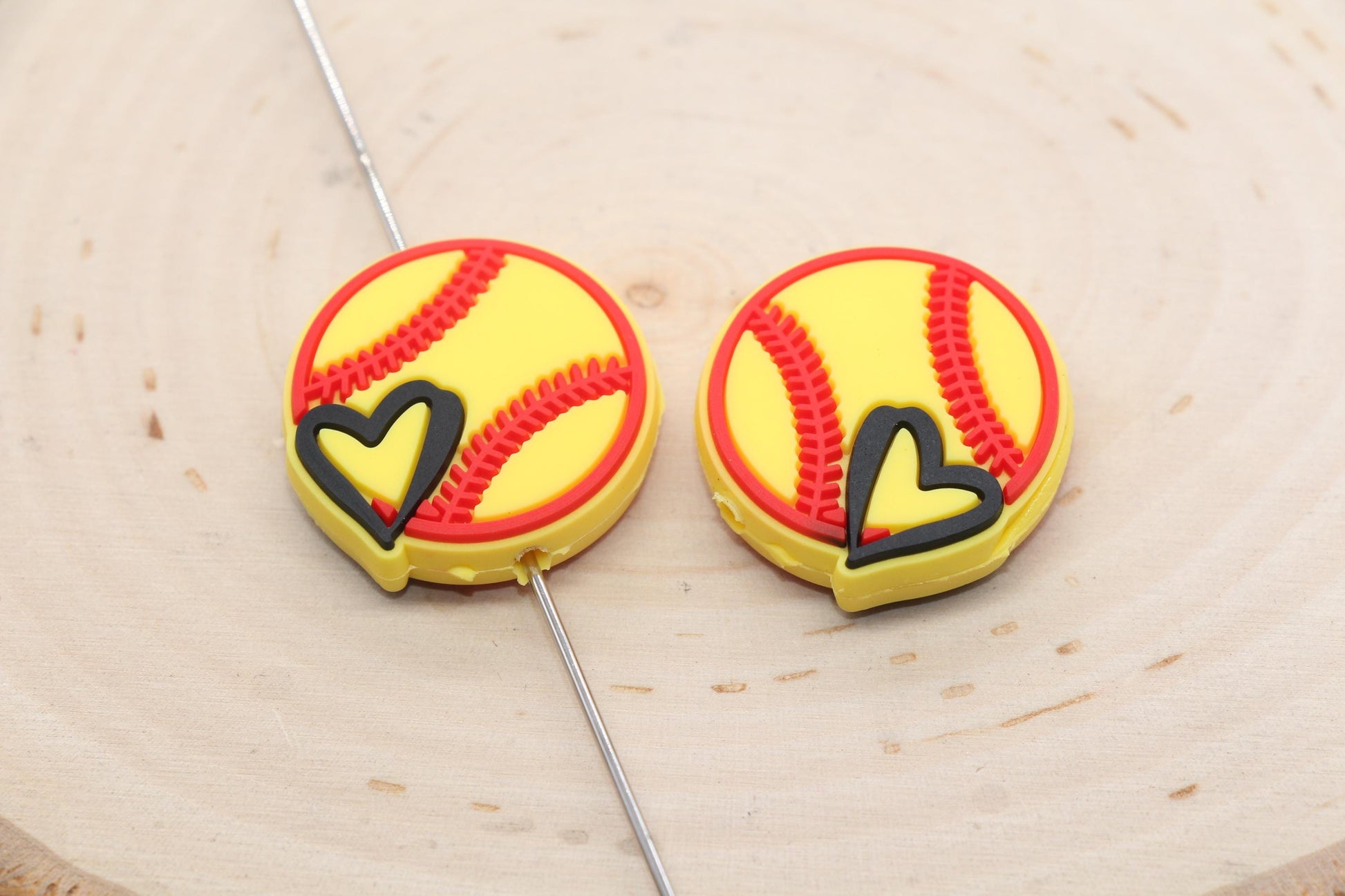 Softball PVC Focal Beads, Sports Ball Beads, Chunky Beads, Beadable Pen Beads #563