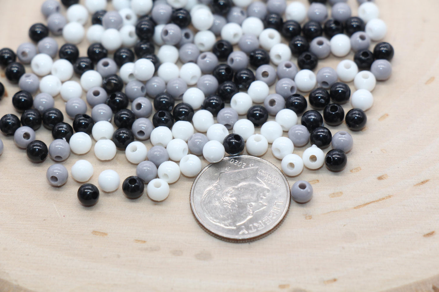 4mm Mix Round Beads, White Black and Gray Mix Round Beads, Round Spacer Beads, Bubblegum Beads, Beads for Bracelets #3252