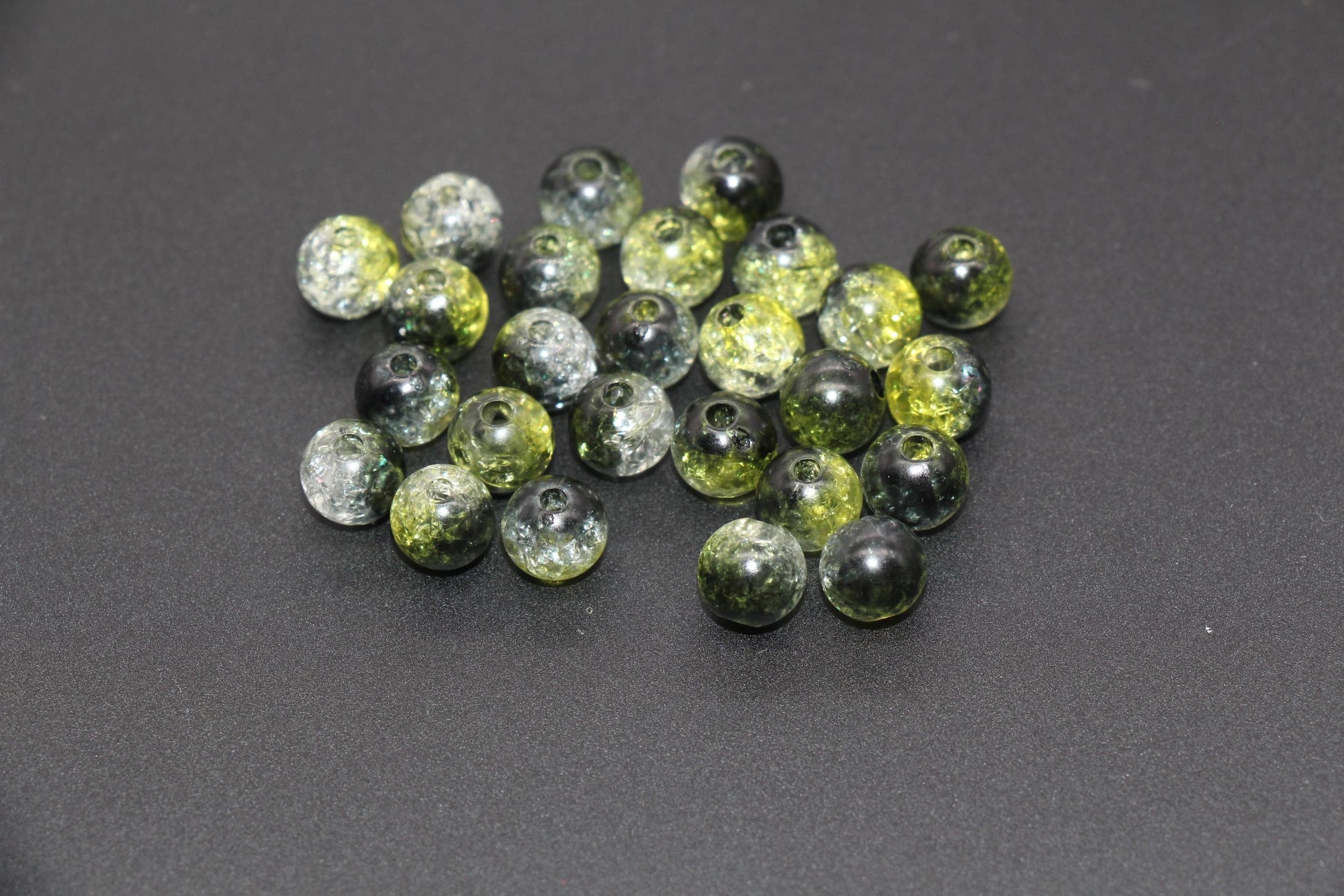 8mm Black and Yellow Ombre Crackle Beads, Acrylic Crackle Loose Beads, Bubblegum Beads, Chunky Beads, Crackle Beads #3303