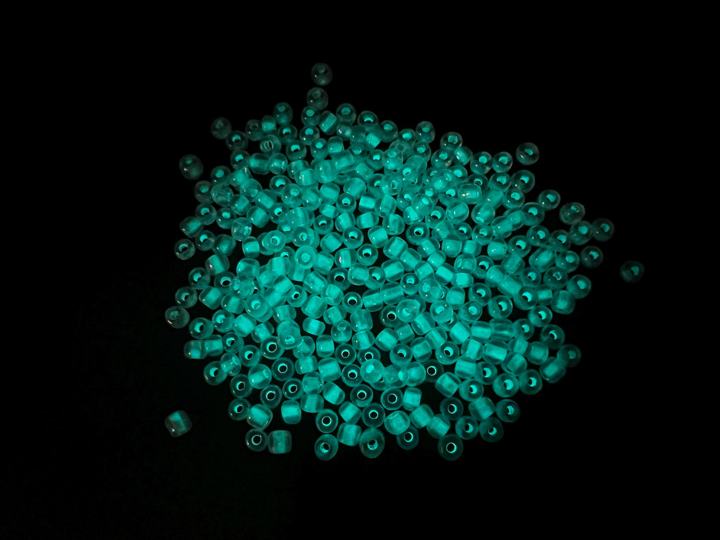 GLOW Glass Beads, 4mm 6/0 Glass Beads, Glow in Dark Iridescent Beads with Blue Lining Beads, Rocailles Beads, Beading Supplies #3334