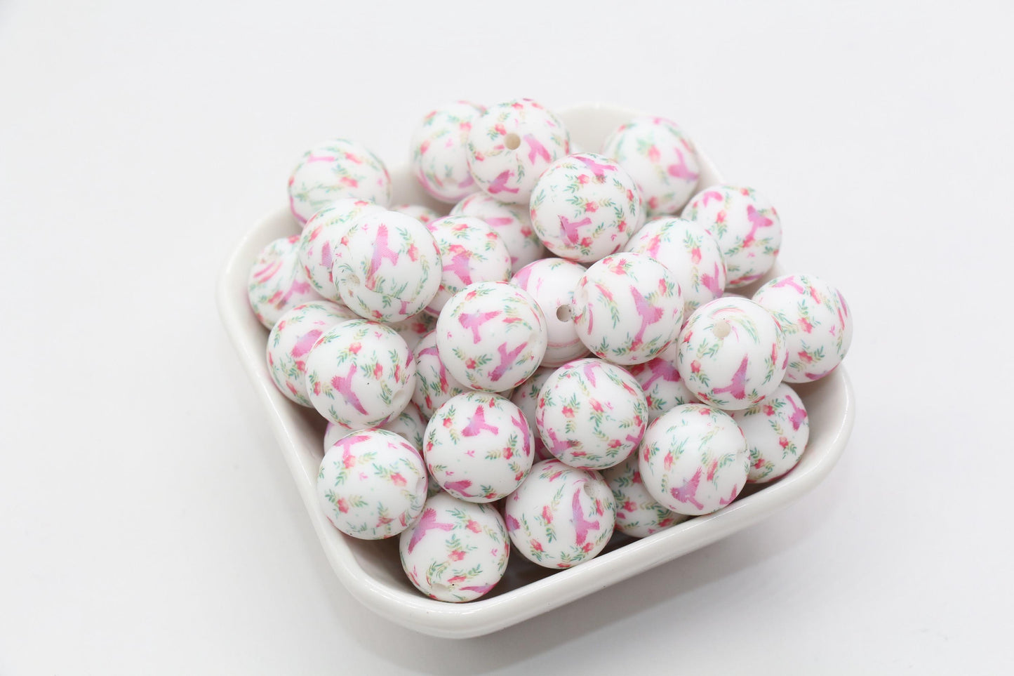 15mm Bird and Floral Printed Beads, Flying Bird Silicone Beads, Round Bubblegum Beads, Beads for Pens #S122