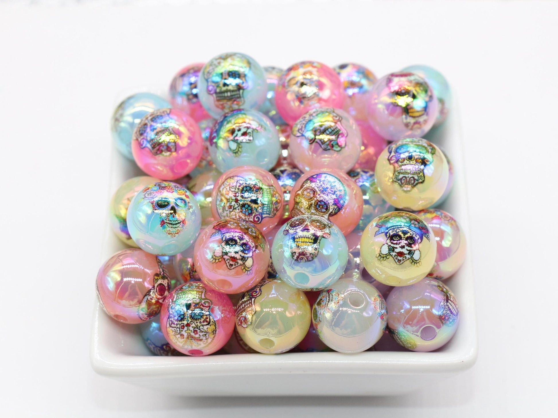 16mm Sugar Skull Beads, Halloween Beads, Iridescent Bubblegum Beads, Beads for Pens, Plastic Beads, Beads for Bracelets #3352