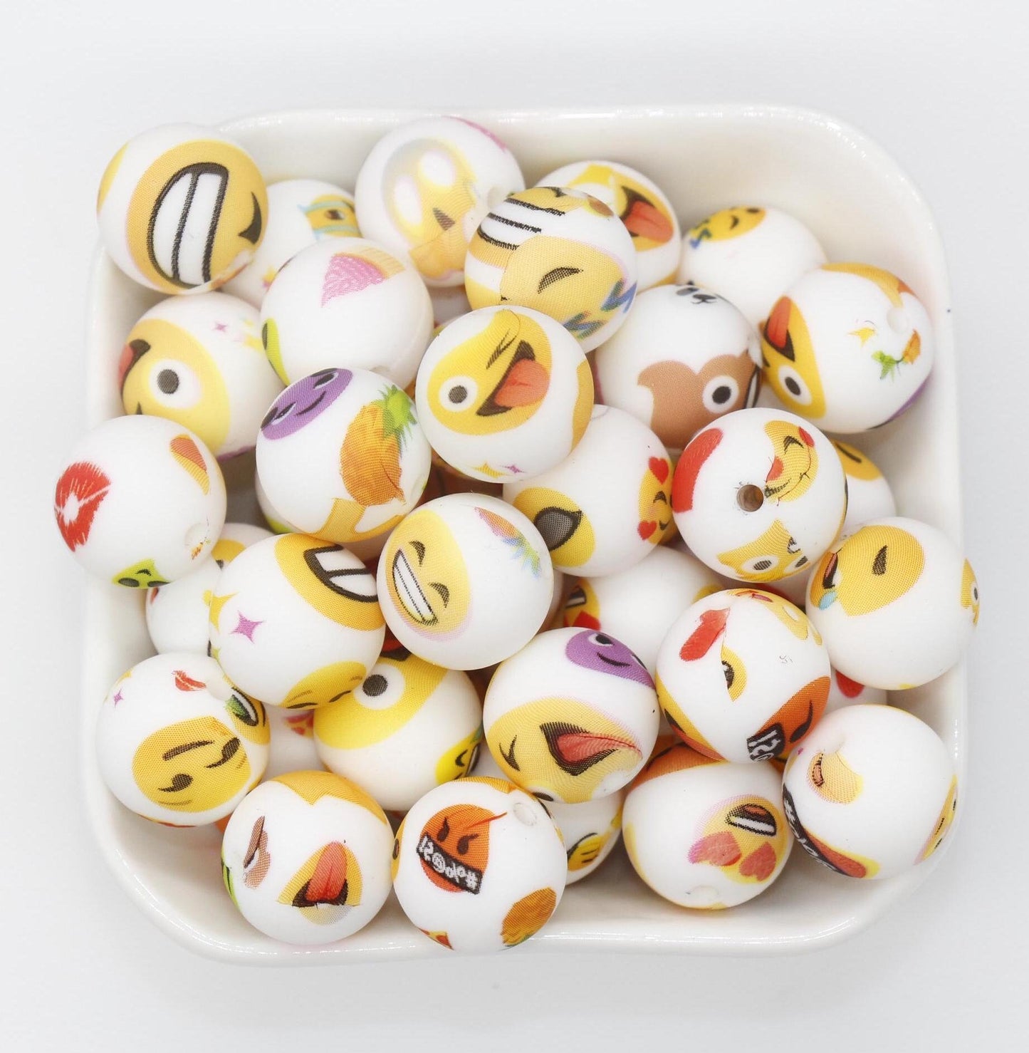15mm Emoji Printed Beads, Silicone Bubblegum Beads, Beads for Pens, Beads for Bracelets #S244