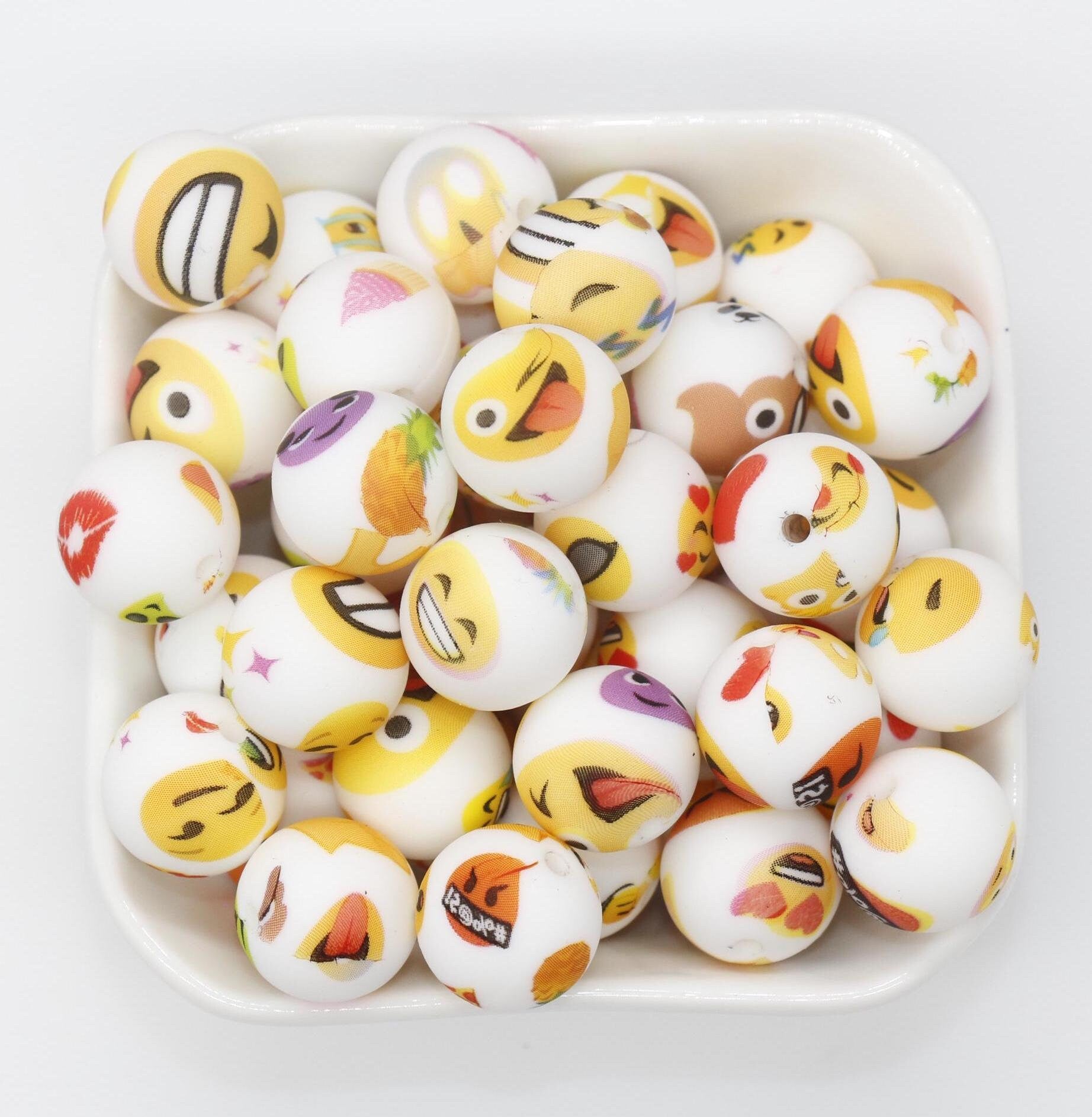 15mm Emoji Printed Beads, Silicone Bubblegum Beads, Beads for Pens, Beads for Bracelets #S244