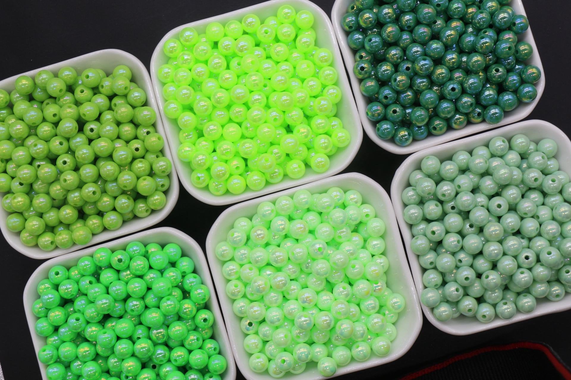 8mm Green AB Gumball Beads, Iridescent Round Beads, Sparkle Green Beads, Green Bubblegum Beads, Chunky Beads, Beads for Bracelets