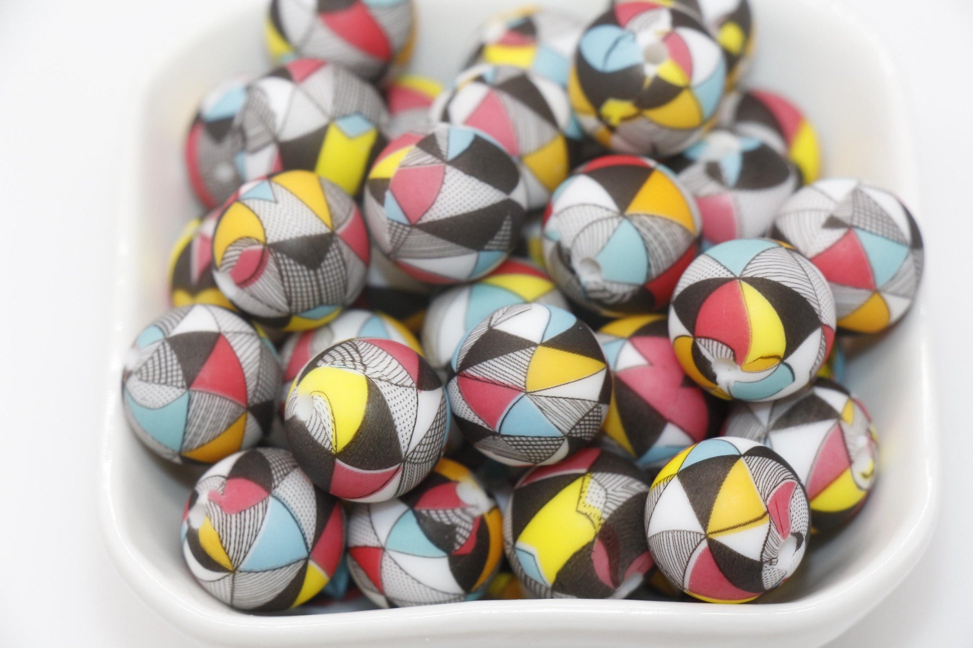 15mm Geometric Printed Beads, Silicone Bubblegum Beads, Beads for Pens, Beads for Bracelets #S241