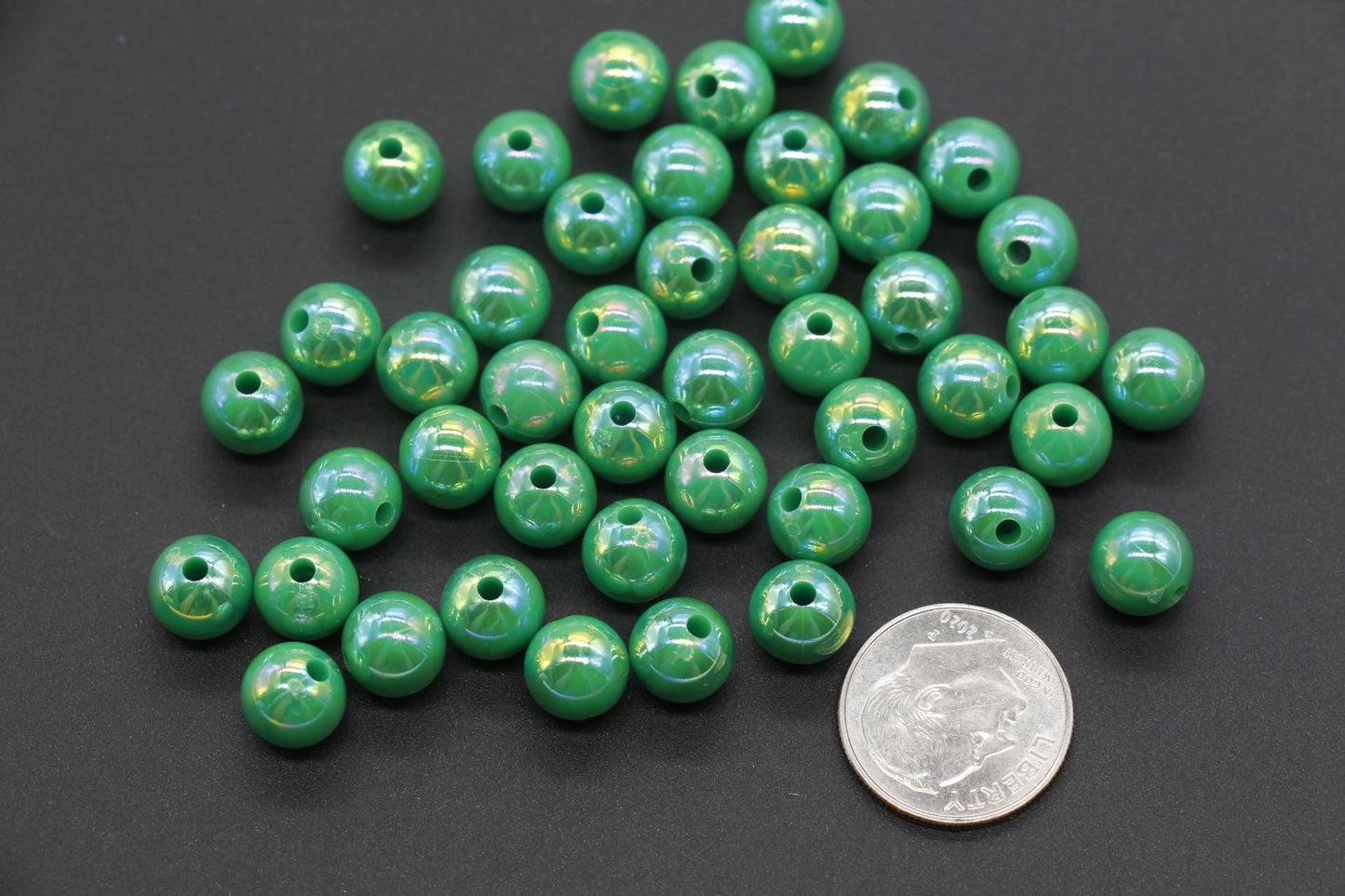 8mm Green AB Gumball Beads, Iridescent Round Beads, Sparkle Green Beads, Green Bubblegum Beads, Chunky Beads, Beads for Bracelets