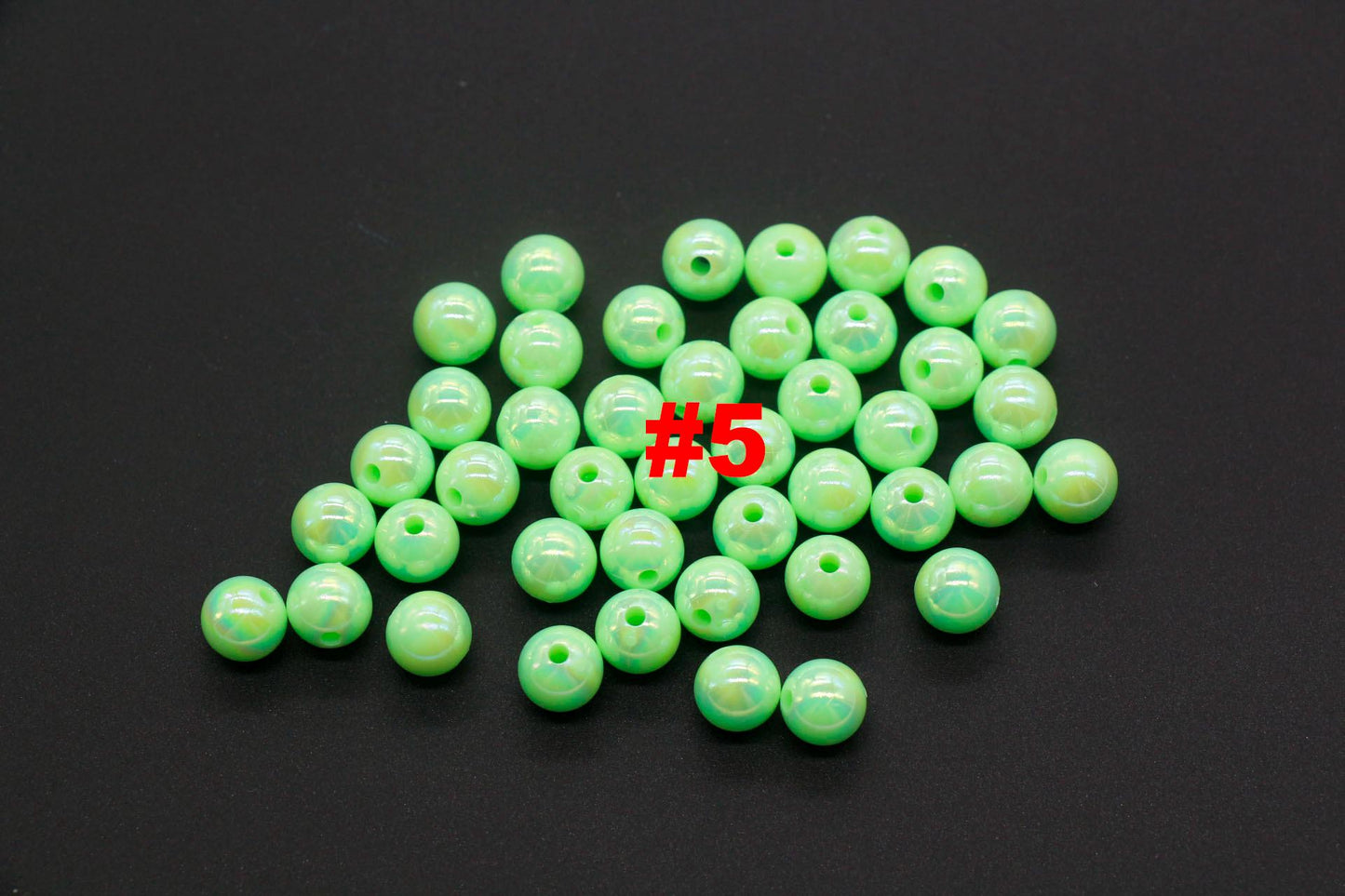 8mm Green AB Gumball Beads, Iridescent Round Beads, Sparkle Green Beads, Green Bubblegum Beads, Chunky Beads, Beads for Bracelets