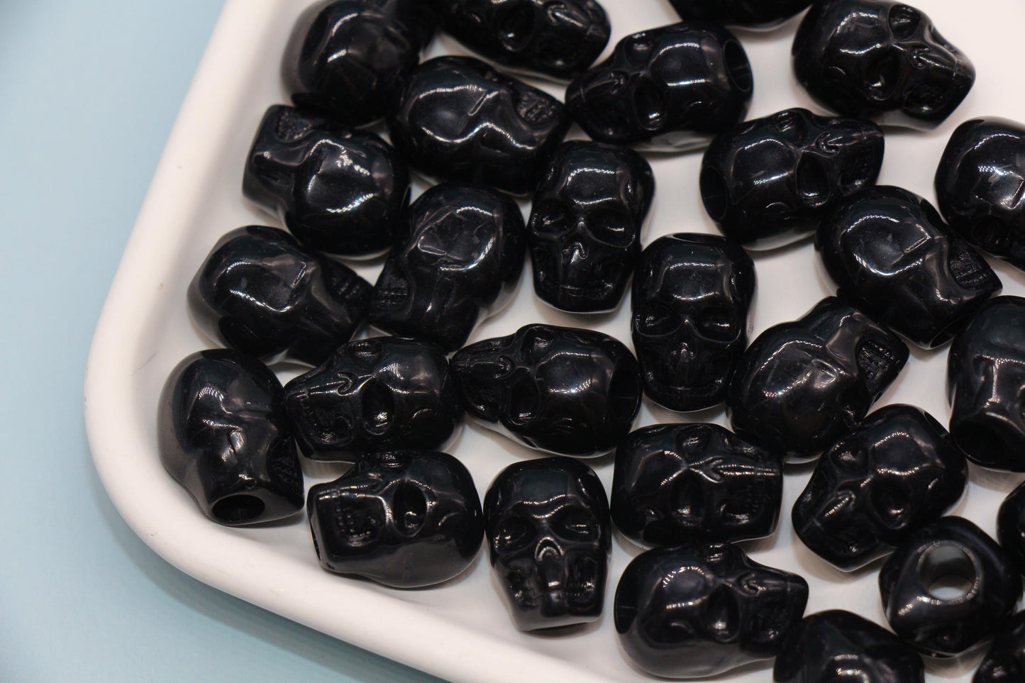 Black and White Skull Beads, Spooky Skull Head Beads for Bracelets & Crafts, Halloween Jewelry Supplies