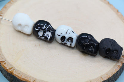 Black and White Skull Beads, Spooky Skull Head Beads for Bracelets & Crafts, Halloween Jewelry Supplies