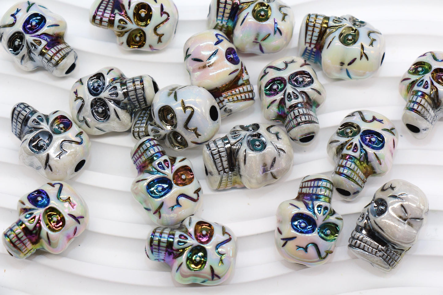 Iridescent Skull Beads, Acrylic Halloween Beads with Rainbow Metallic Accents, Spooky Jewelry Findings, Skeleton Craft Supplies #3876