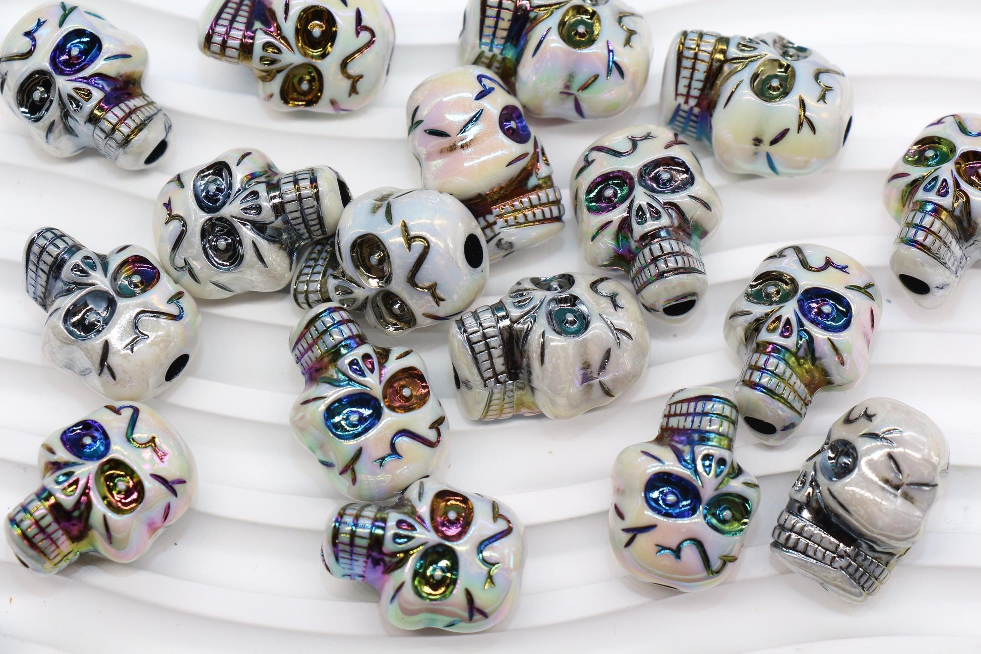 Iridescent Skull Beads, Acrylic Halloween Beads with Rainbow Metallic Accents, Spooky Jewelry Findings, Skeleton Craft Supplies #3876
