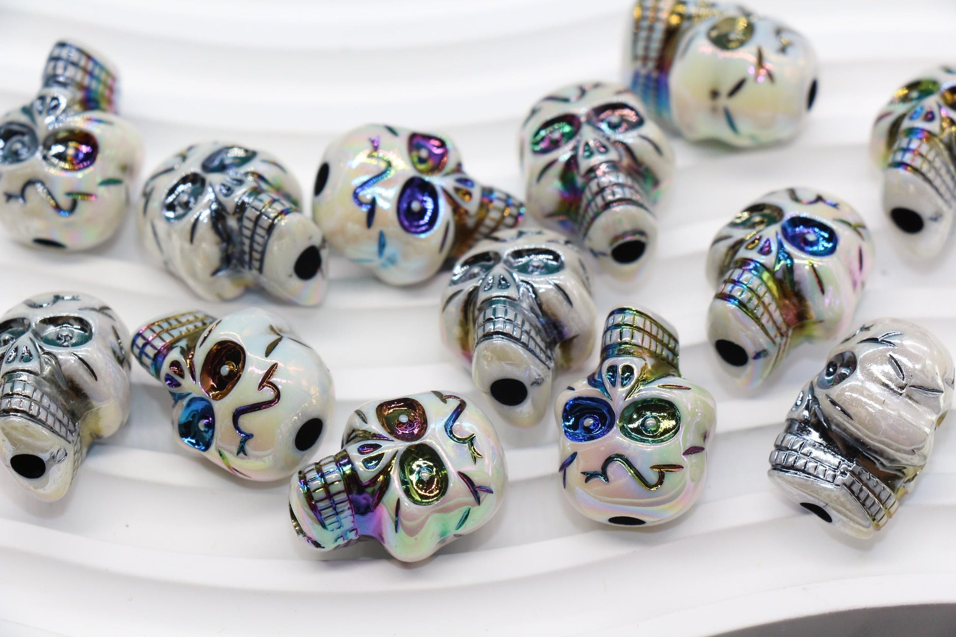 Iridescent Skull Beads, Acrylic Halloween Beads with Rainbow Metallic Accents, Spooky Jewelry Findings, Skeleton Craft Supplies #3876
