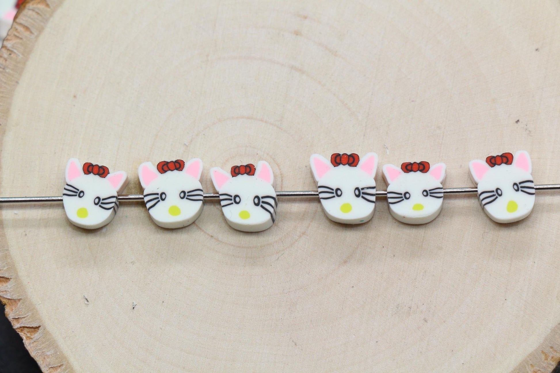 Cat Beads for Bracelets, White Kitty Polymer Clay Beads with Bow, Cute Animal Face Beads for Jewelry Making, DIY Craft Supplies#199