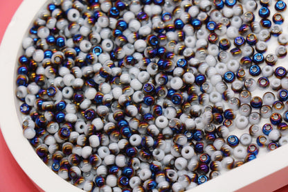 Metallic Blue and White Ombre Glass Seed Beads 4mm, Shiny Round Beads for Jewelry Making, Seed Beads, Beading Supplies #3117