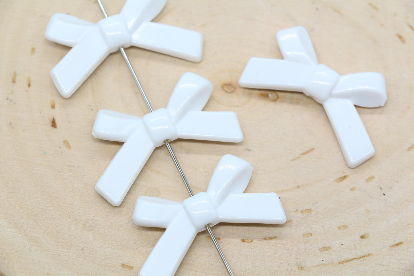 White Bow Beads, Ribbon Bow Beads Jewelry Beads #444