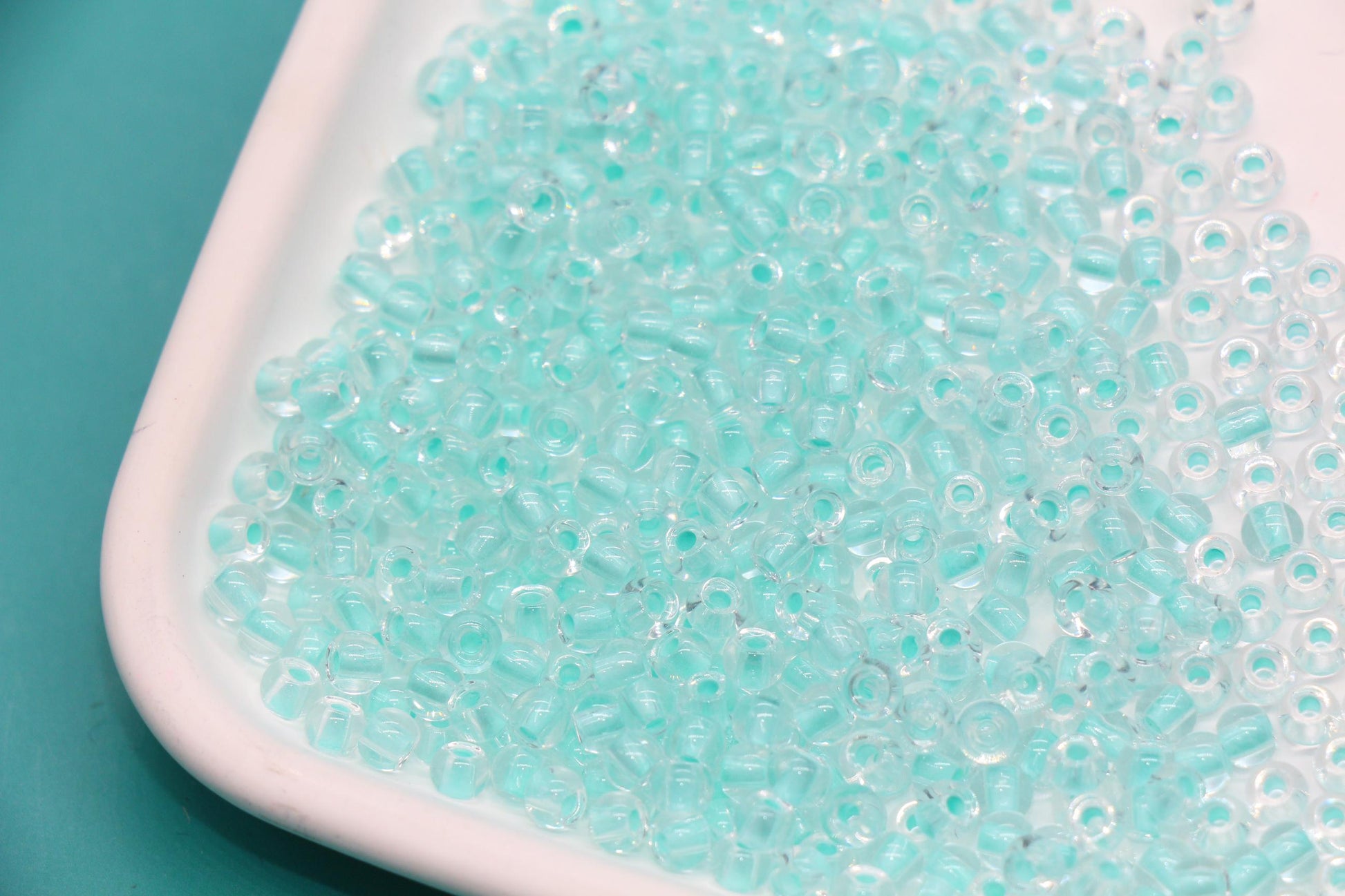 4mm Glow in the dark Glass Beads, Transparent Blue Lined Beads #2498