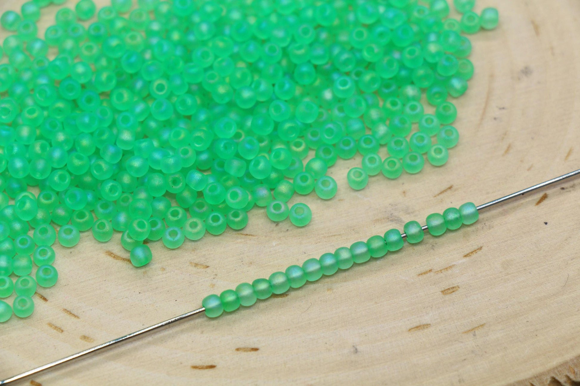 3mm Matte Iridescent Bright Green Glass Beads, Frosted AB Round Beads #1194