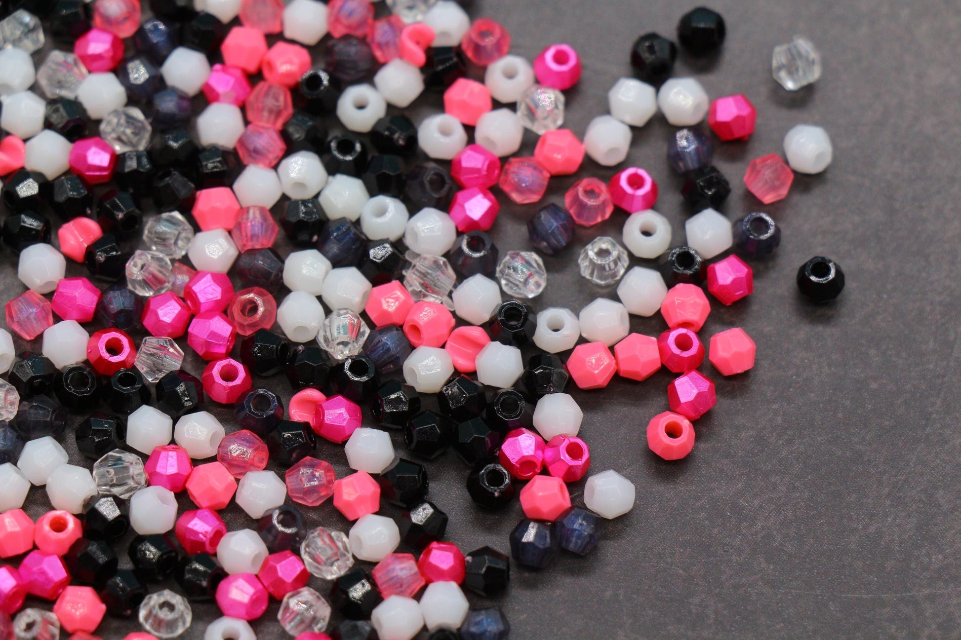 4mm Pastel Pink Black Mix Faceted Beads, Acrylic Plastic Beads for Jewelry Making #3415