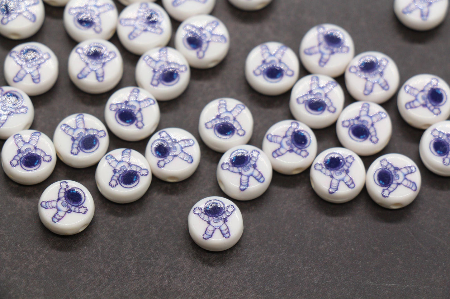 Astronaut Beads, Space Theme Round Acrylic Beads #792