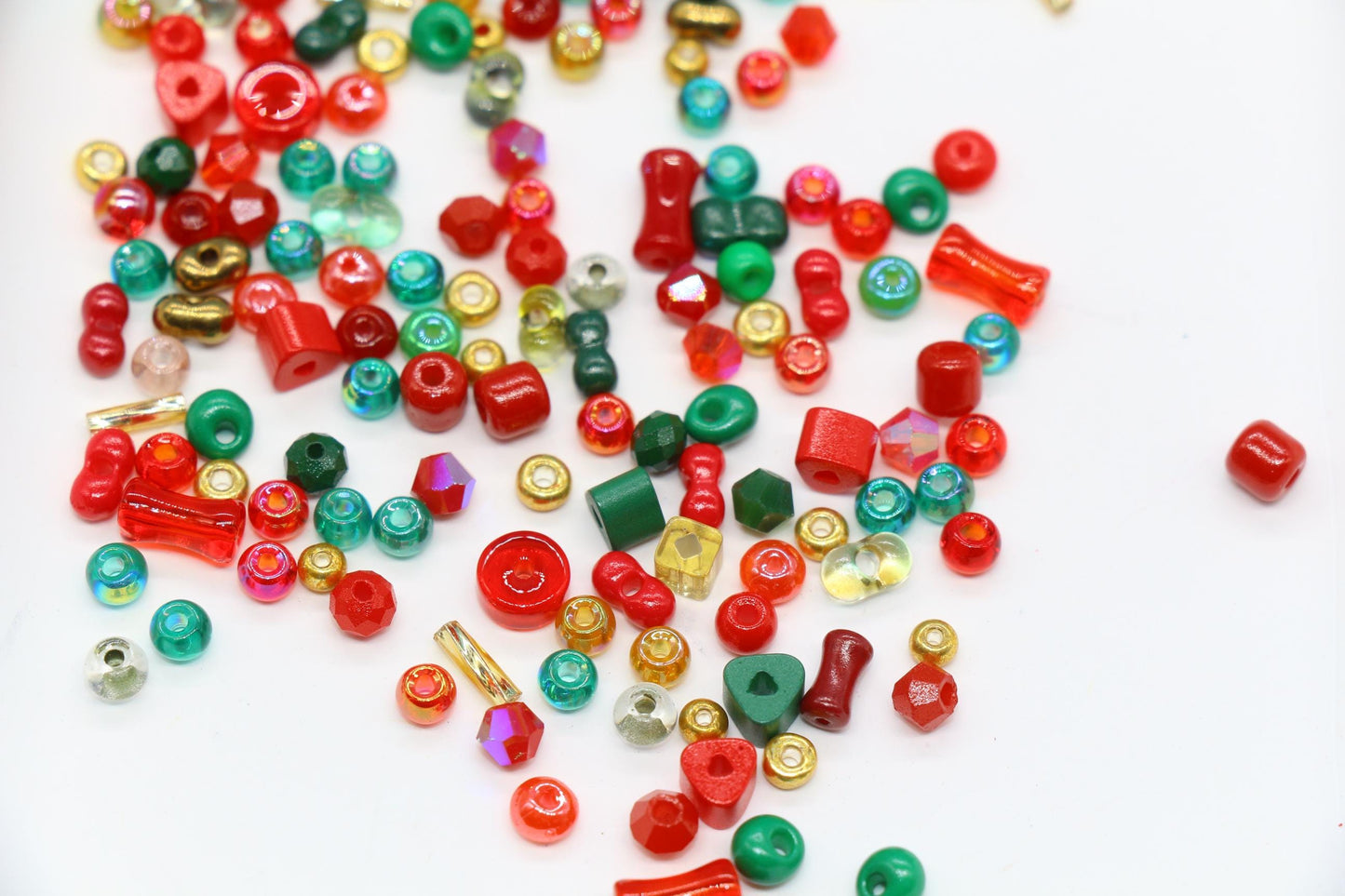 Red Green & Gold Glass Beads Mix, 4mm Assorted Glass Beads for DIY Jewelry #2286